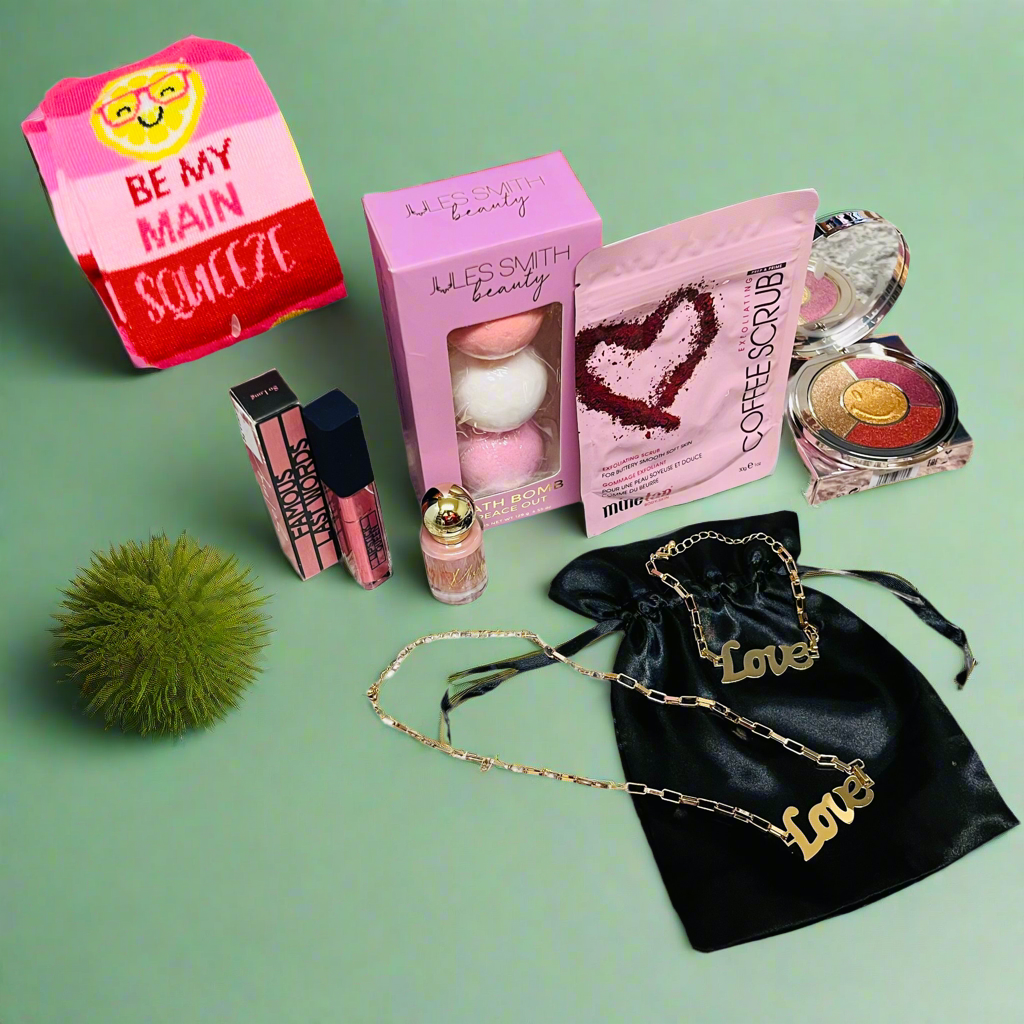Fine Jewelry, Pampering Spa & Beauty Sweetheart Gift Box