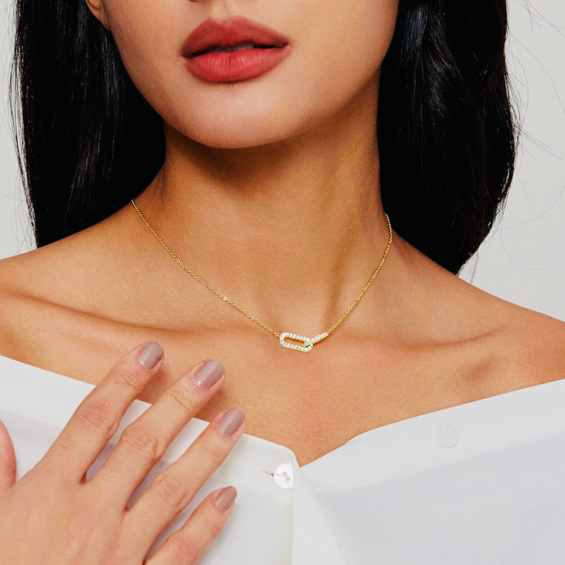 Dainty 14k Vermeil Gold Diamond Encrusted Double Link Minimalist Pendant Necklace