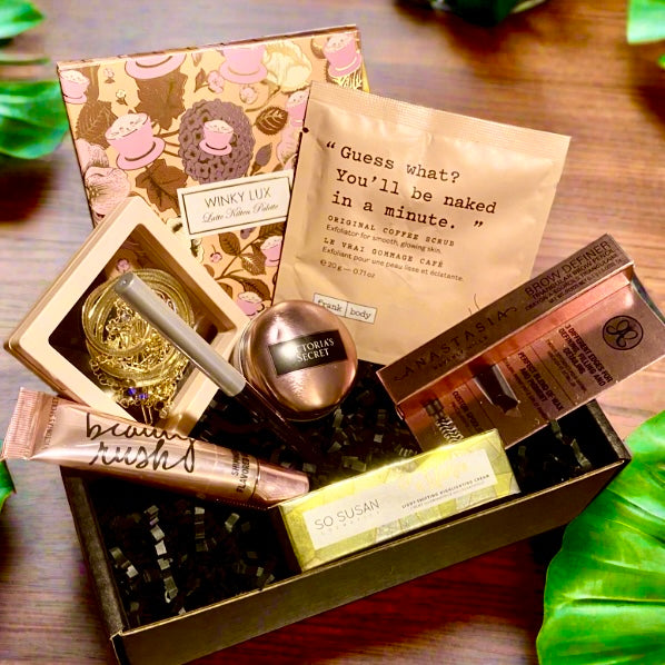 Premium Beauty, Spa & Fine Jewelry Bundle: V.S, So Susan, Anastasia, Clinique