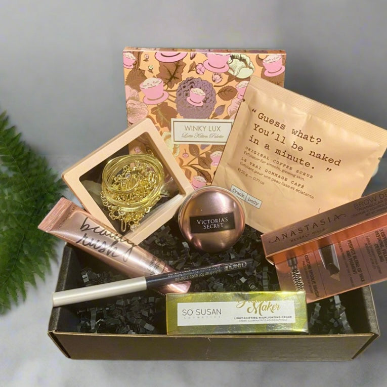 Premium Beauty, Spa & Fine Jewelry Bundle: V.S, So Susan, Anastasia, Clinique