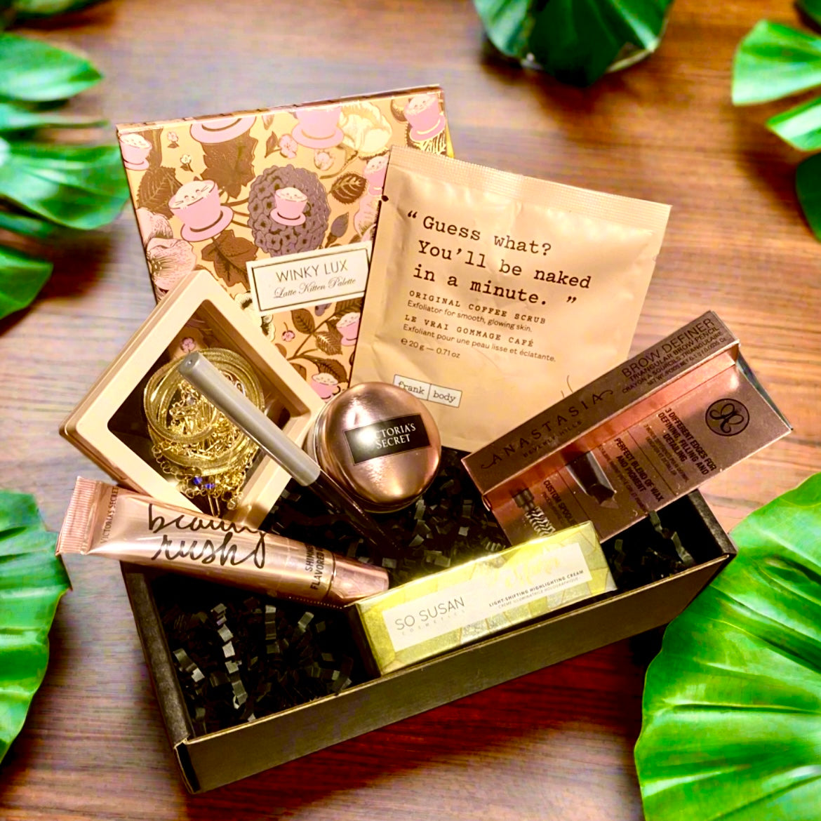 Premium Beauty, Spa & Fine Jewelry Bundle: V.S, So Susan, Anastasia, Clinique