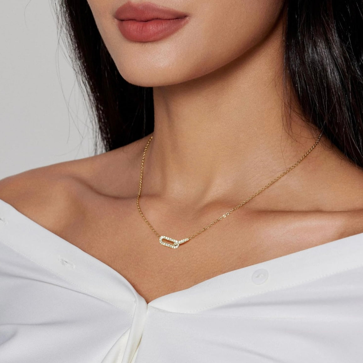 Dainty 14k Vermeil Gold Diamond Encrusted Double Link Minimalist Pendant Necklace