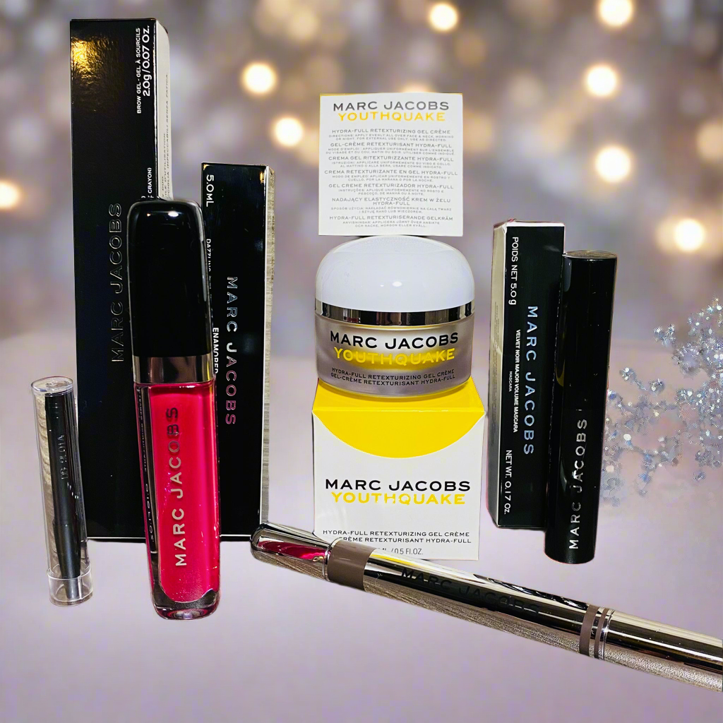 Marc Jacob’s Rare 4 piece Designer Makeup Bundle w/ Free Same Day Shipping