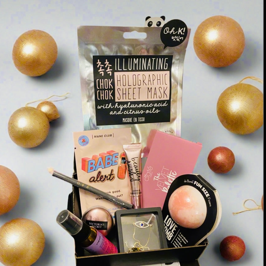Babe Alert Designer Beauty, Fine Jewelry & Luscious Spa Gift Bundle For Ladies, Mom