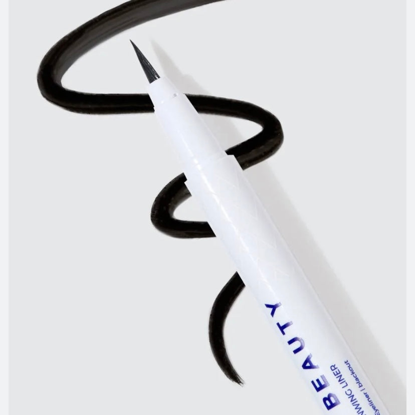 DragunBeauty Delineador de ojos líquido Dragunwing en opaco Tamaño completo 0,016 oz