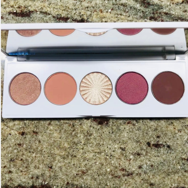 Ofra Signature Symphony Eyeshadow Palette w/ Free Matching Gift