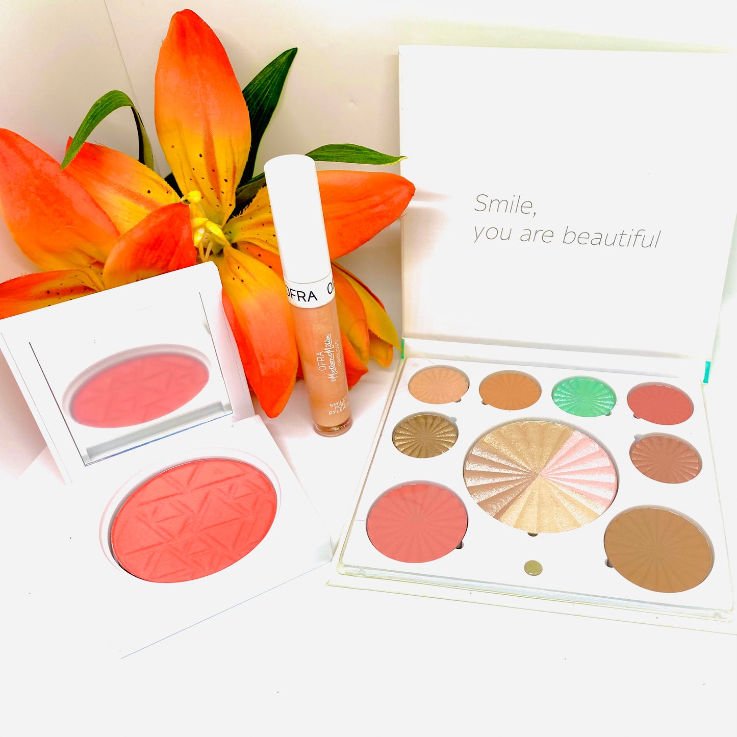 The Ultimate Ofra Glam & Glow Makeup Gift Set, Full Beat