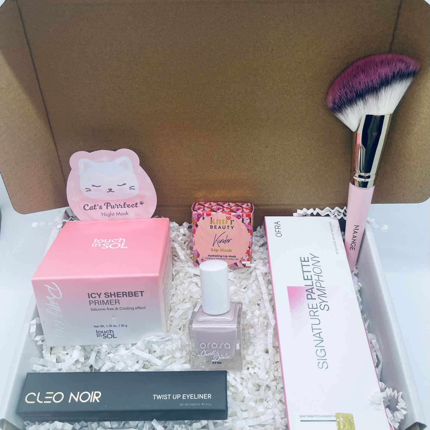 Paquete Glamazon “Pretty In Pink” de junio