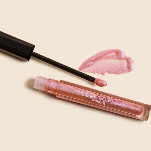 Huda Beauty: brillo de labios en color angelical, tamaño completo o mediano, hallazgo poco común, existencias limitadas
