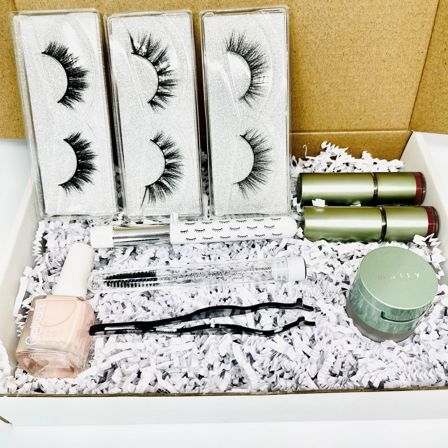 6D 18mm Wispy Vegan Mink Eyelash Set (3 Different Pairs & Styles)