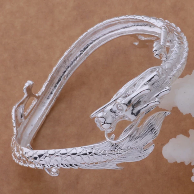 Brazalete de plata de ley, dragón plateado