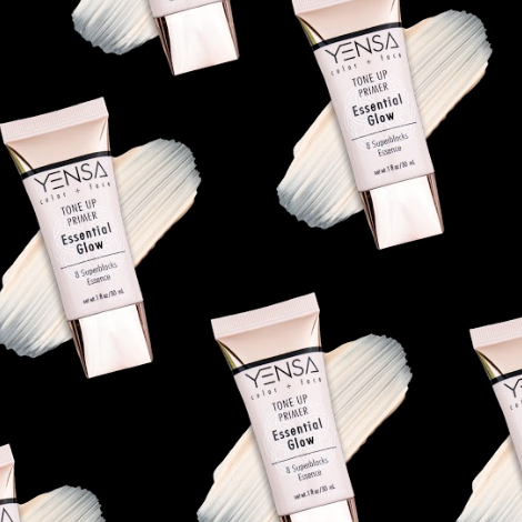 This primer is the perfect first step to achieving a superfood glow. Infused with 8 super-powered skin-loving ingredients to help minimize the appearance of pores, fine lines, and wrinkles. The lightweight satin-sheen formula creates an invisible skin-perfecting finish.