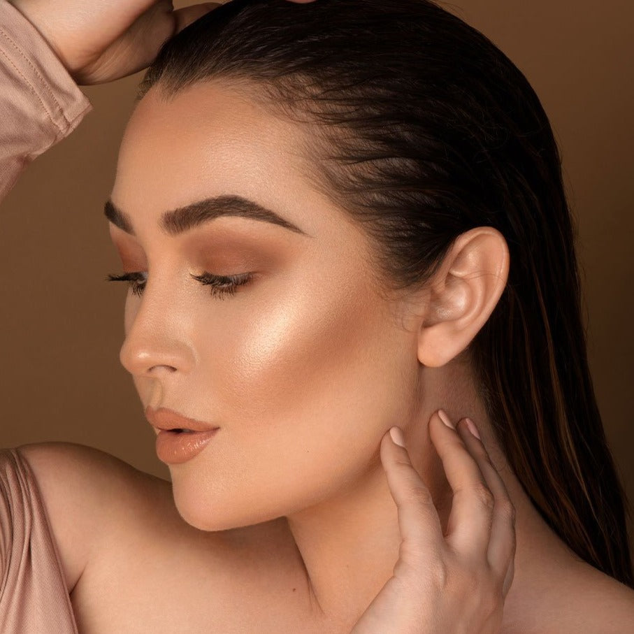 Kenia Ontiveros Beauty Set & Define Kit