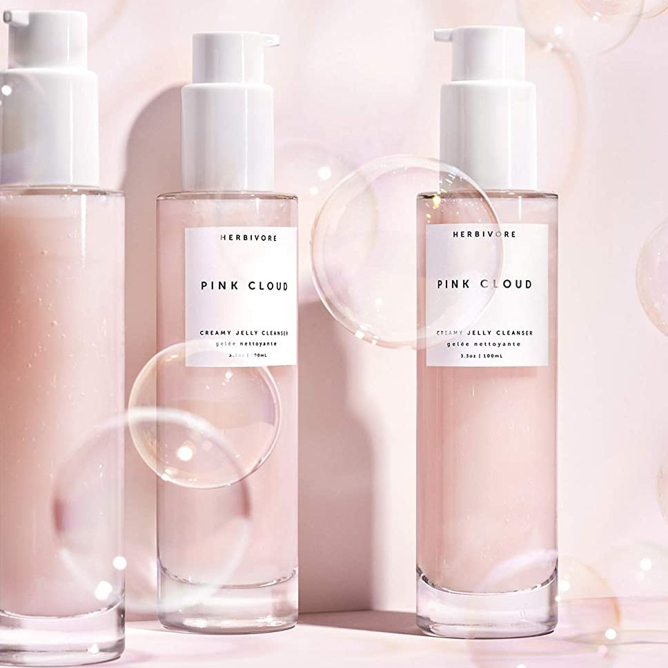 pH-Balanced Formula Effectively Cleanses, Hydrates + Preps Your Skin So The Rest Of Your Skincare Works Better - Formulated Without Sulfates And Synthetics, Pink Cloud Cleanser Is The All-Natural Essential First Step Of Your Skincare Ritual Gently & Effectively Cleanses + Removes Non-Waterproof Makeup Leaving Skin Clean, Comfortable, And Never Stripped Of Moisture Low-Foaming. Non-Stripping. Suitable For All Skin Types. Subtle Rose Scent. Target Concerns: Dryness + Redness