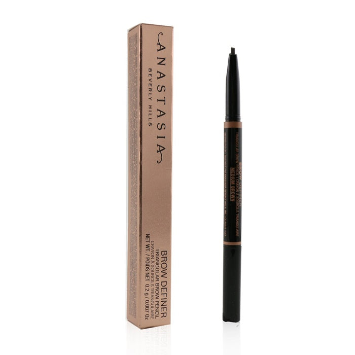 Anastasia Beverly Hills – Augenbrauen-Definierer mit dreieckiger Spitze in Taupe