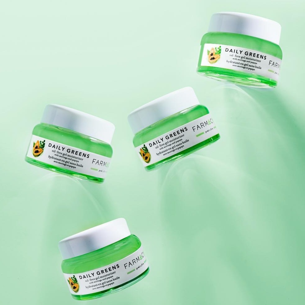 Farmacy daily greens oil-free gel moisturizer with moringa and papaya. Excellent for all skin types to be used moring & night and comes in a full size 1.7 ounce jar