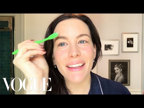 Astara Blue Flame Purification Clay Mask 100% Organic and 100% Vegan. A Celeberties #1 Anti aging "Must Have" Clay Mask, as seen in vogue and used by Elizabeth Taylor and Liv Taylor, Exclusive to Facetreasures Boutique only. Video being used by Live Taylor Herself