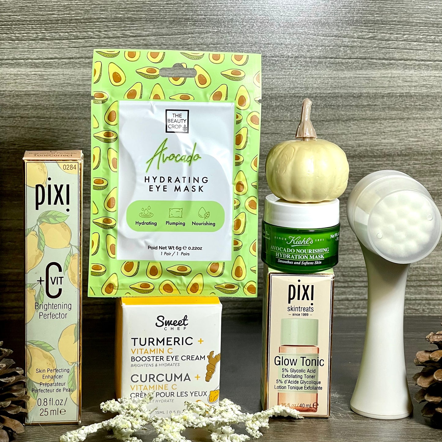 FaceTreasures Korean Beauty Anti Aging Glow Bundle, Non-Subscription Monthly Box