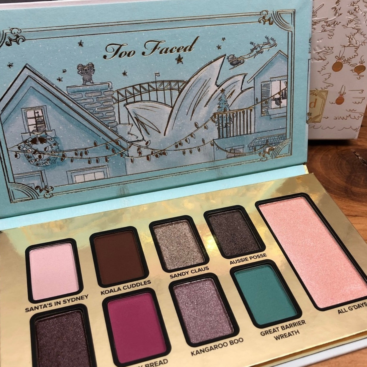 Too Faced Limited Edition Premium Lidschattenpalette Weihnachten in Sydney | Volle Größe