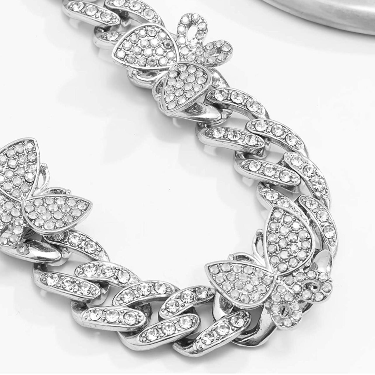 Impresionante pulsera de tobillo con eslabones cubanos y mariposas de diamantes de imitación para mujer