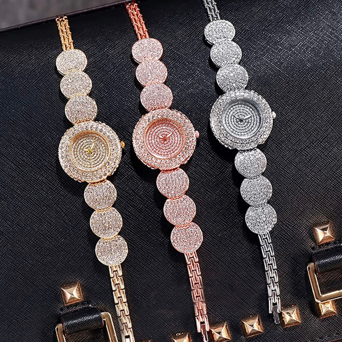 Exquisite Damenuhr aus Halbedelsteinen und Zirkonia in Gold, Silber oder Roségold