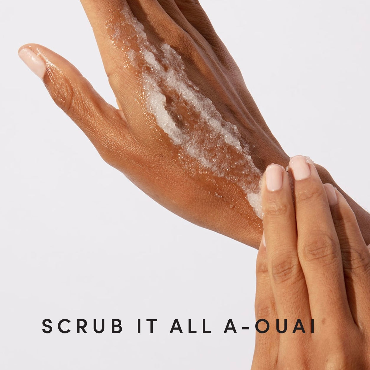 Exfoliante para el cuero cabelludo y el cuerpo Ouai