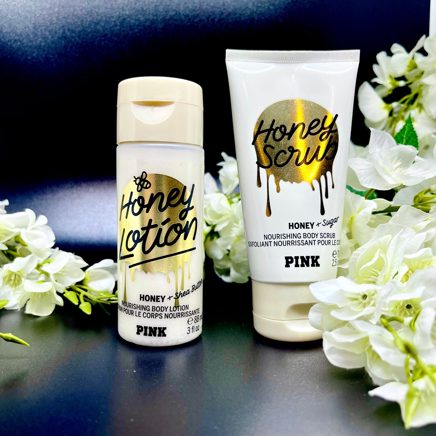 Set de regalo de spa con loción y exfoliante de miel de 2 piezas Pink By Victoria Secret