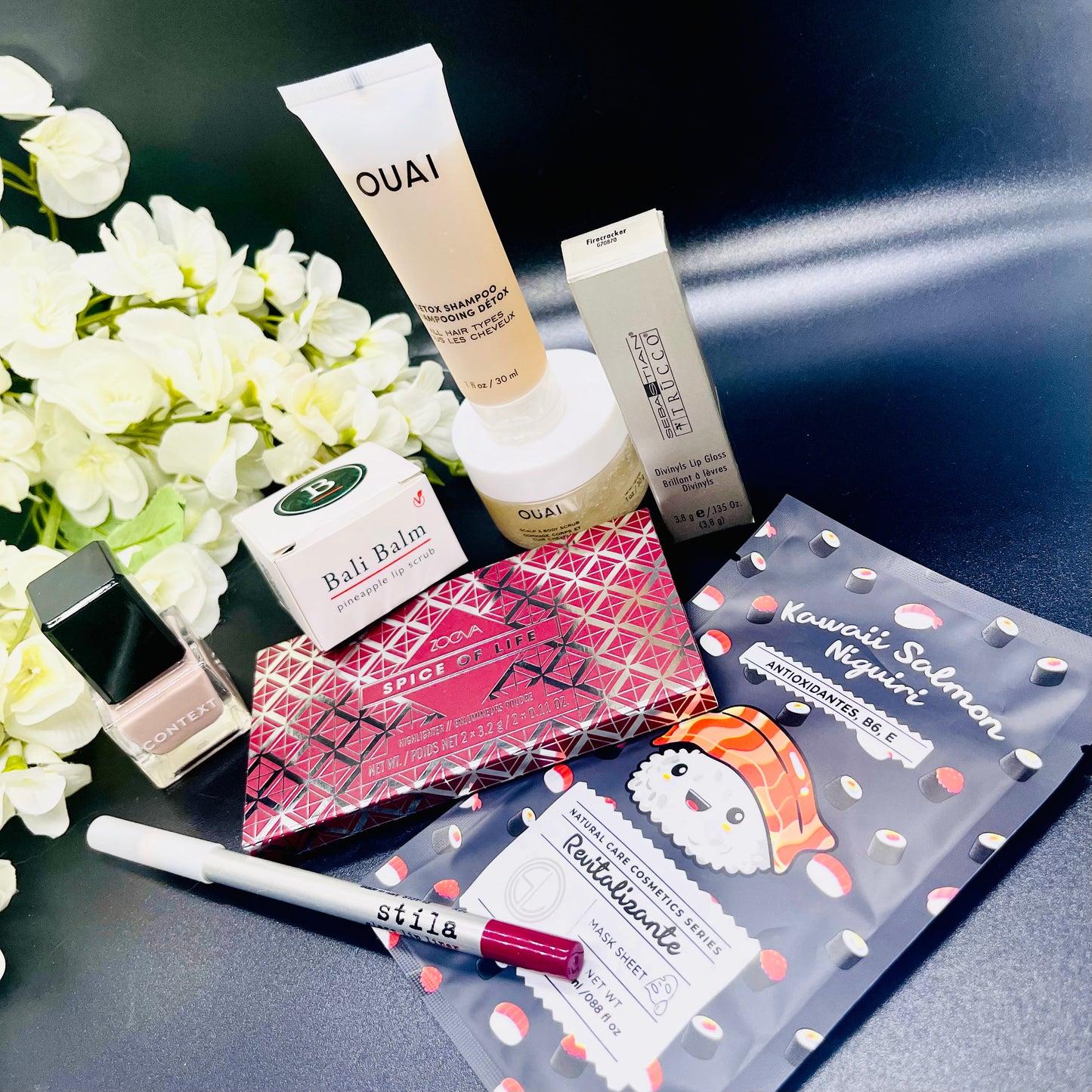 Julio de 2022 Caja de belleza Ultimate Glam