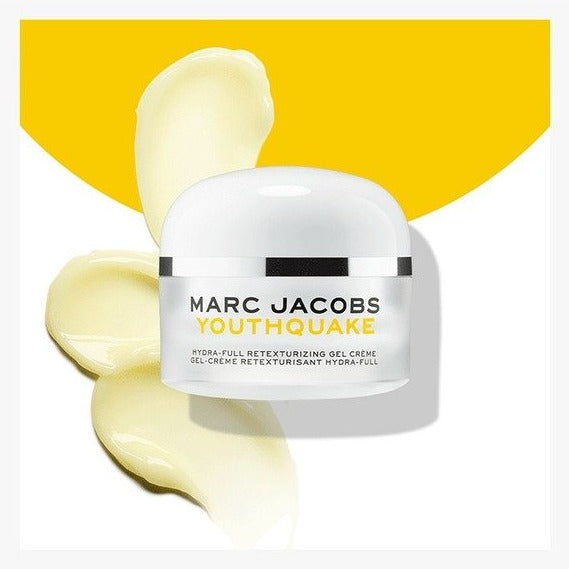 A multitasking full size moisturizer, with powerful Pineapple Enzymes,Retinol and encapsulated sodium hyaluronate, that provides deep hydration and retexturizing results for a glowing, Moisturized younger looking makeup-ready canvas.