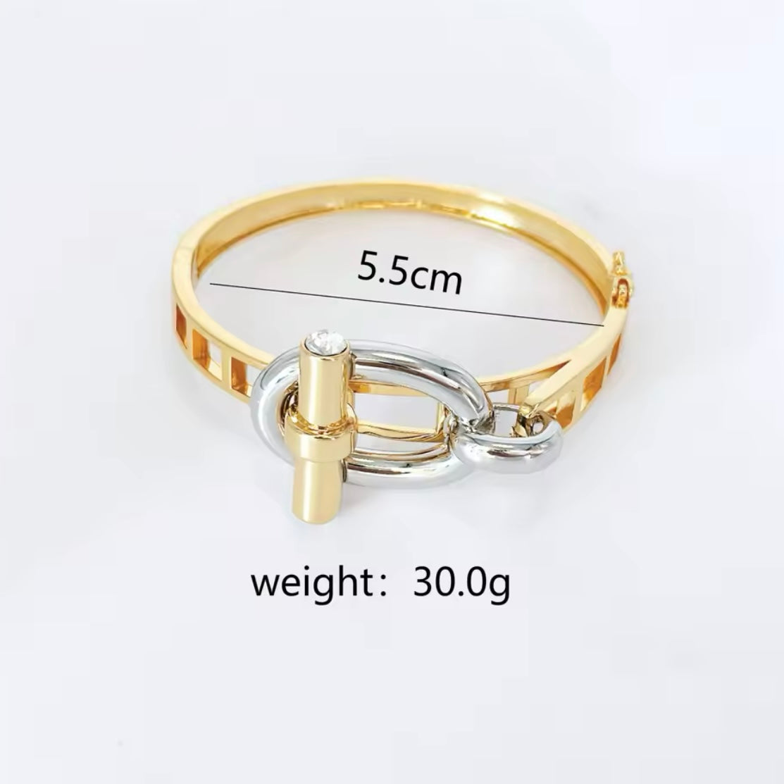 Elegant 10k Gold and Silver Buckle Bracelet & Matching Adjustable Double Finger Buckle Ring Set - Unique Intertwined Design