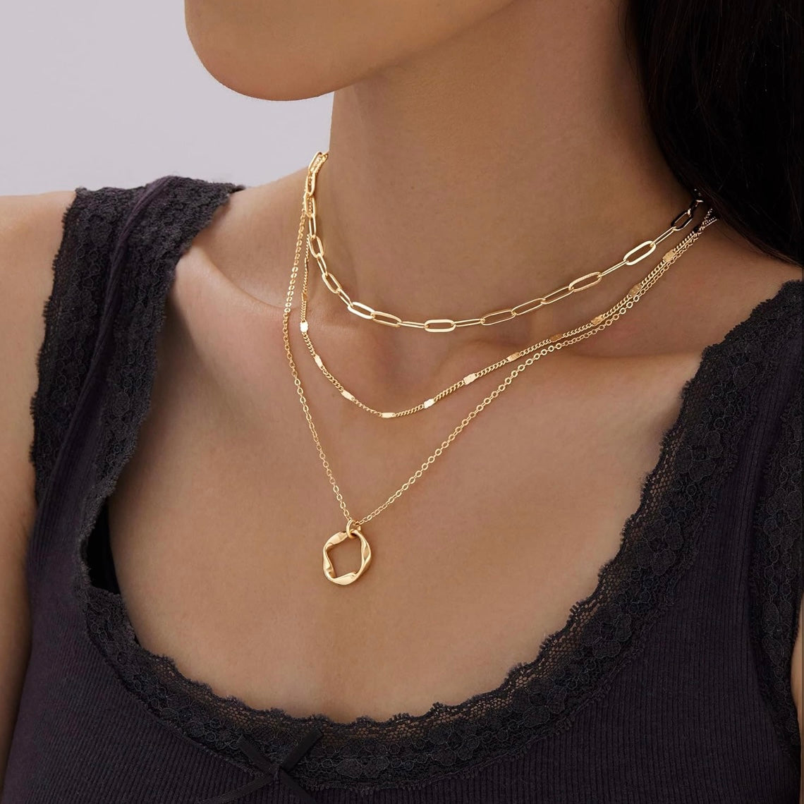 3-Piece Gold Or Silver Layered Necklace Set | Elegant Chain with Circle Pendant | Hypoallergenic