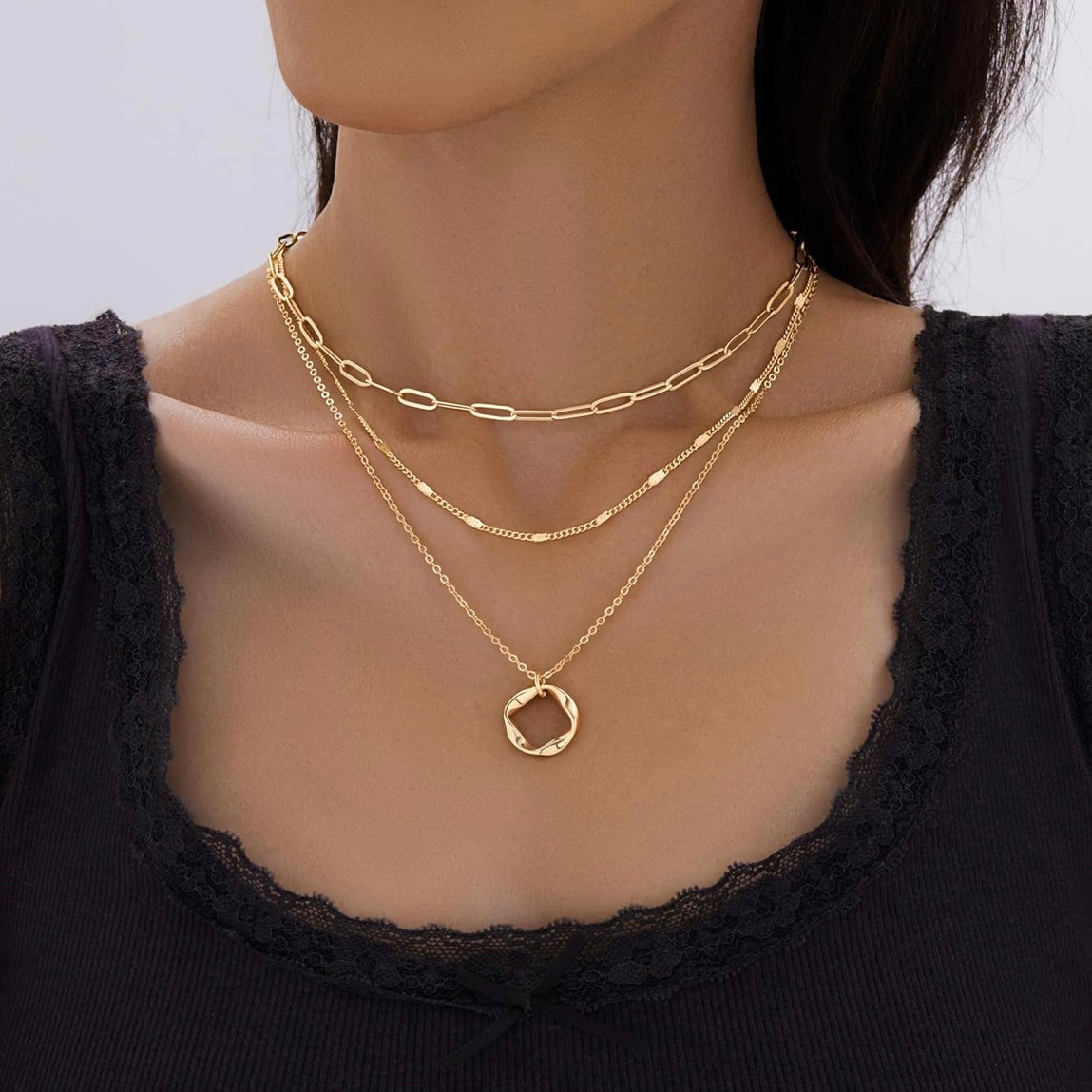 3-Piece Gold Or Silver Layered Necklace Set | Elegant Chain with Circle Pendant | Hypoallergenic