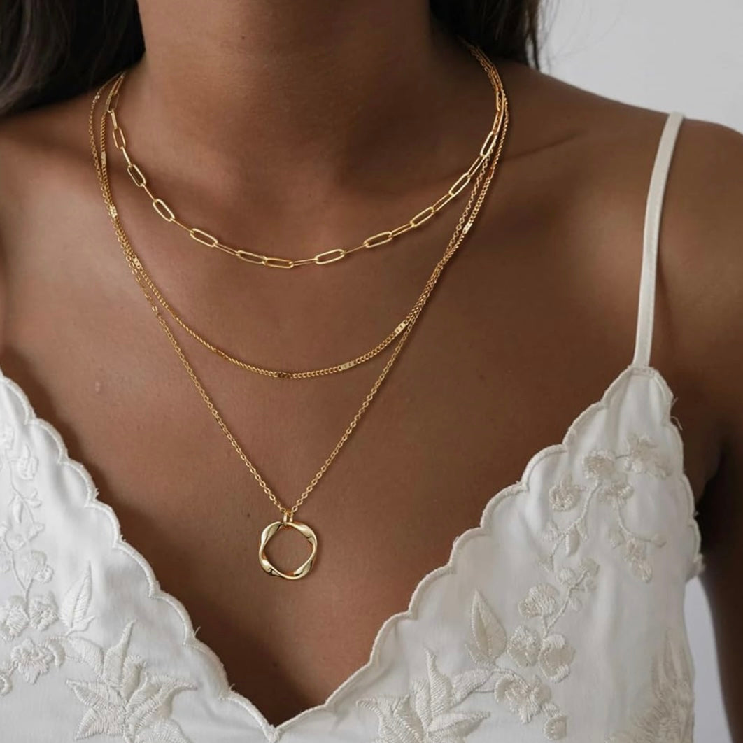 3-Piece Gold Or Silver Layered Necklace Set | Elegant Chain with Circle Pendant | Hypoallergenic