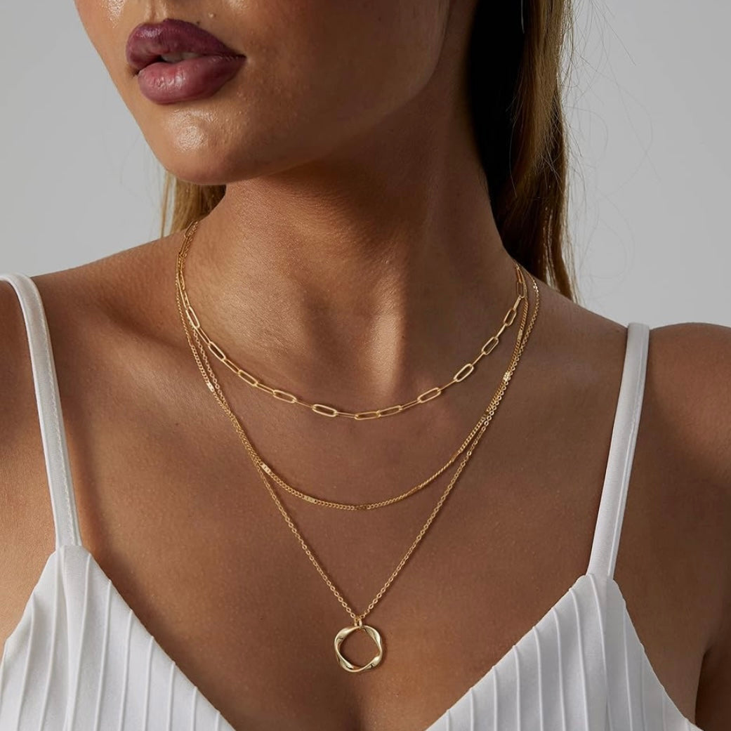 3-Piece Gold Or Silver Layered Necklace Set | Elegant Chain with Circle Pendant | Hypoallergenic