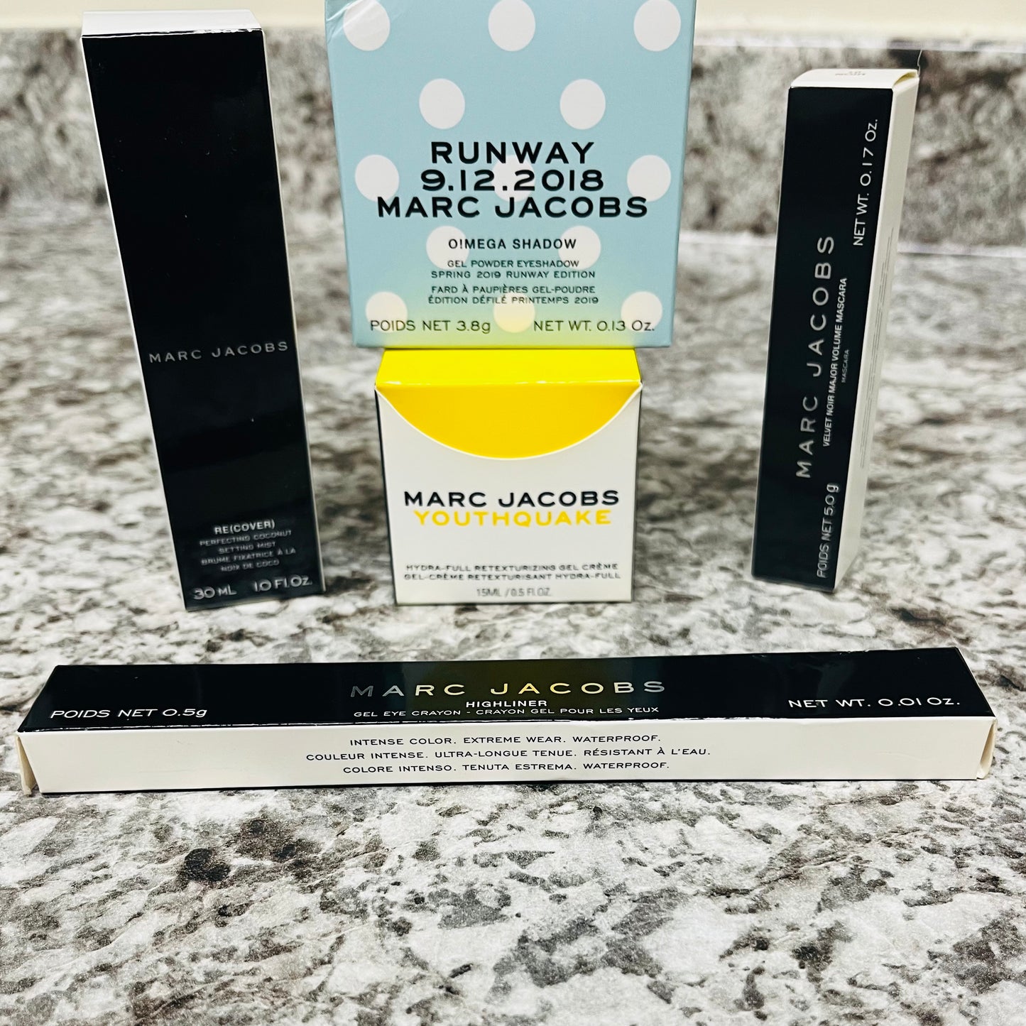Custom Marc Jacob’s 5 piece makeup bundle featuring eyeliner, mascara, coconut setting spray, eyeshadow and a luxury facial moisturizer that doubles as a premium primer only available at facetreasures.com