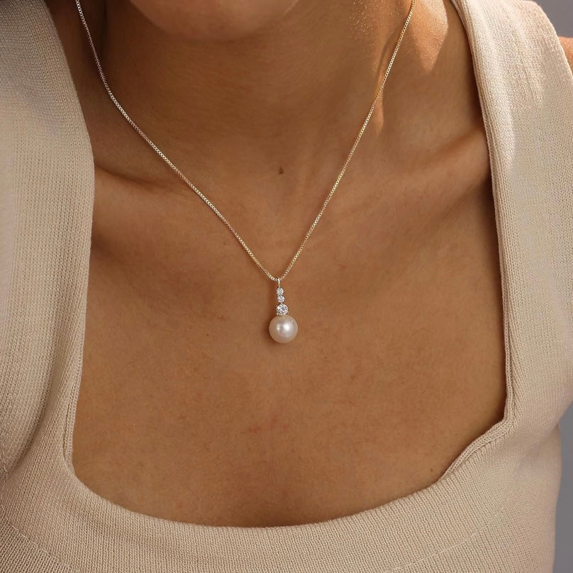 Fresh Water Pearl & CZ Gemstone Pendant With 17In. Gold/Silver Box Chain