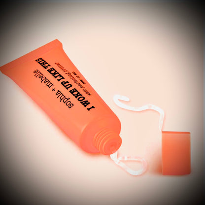 Sophia+Mabelle Makeup | Sophia + Mabelle I Woke Up Like This - Skin Perfecting Primer Full-size, only available at Facetreasures.com