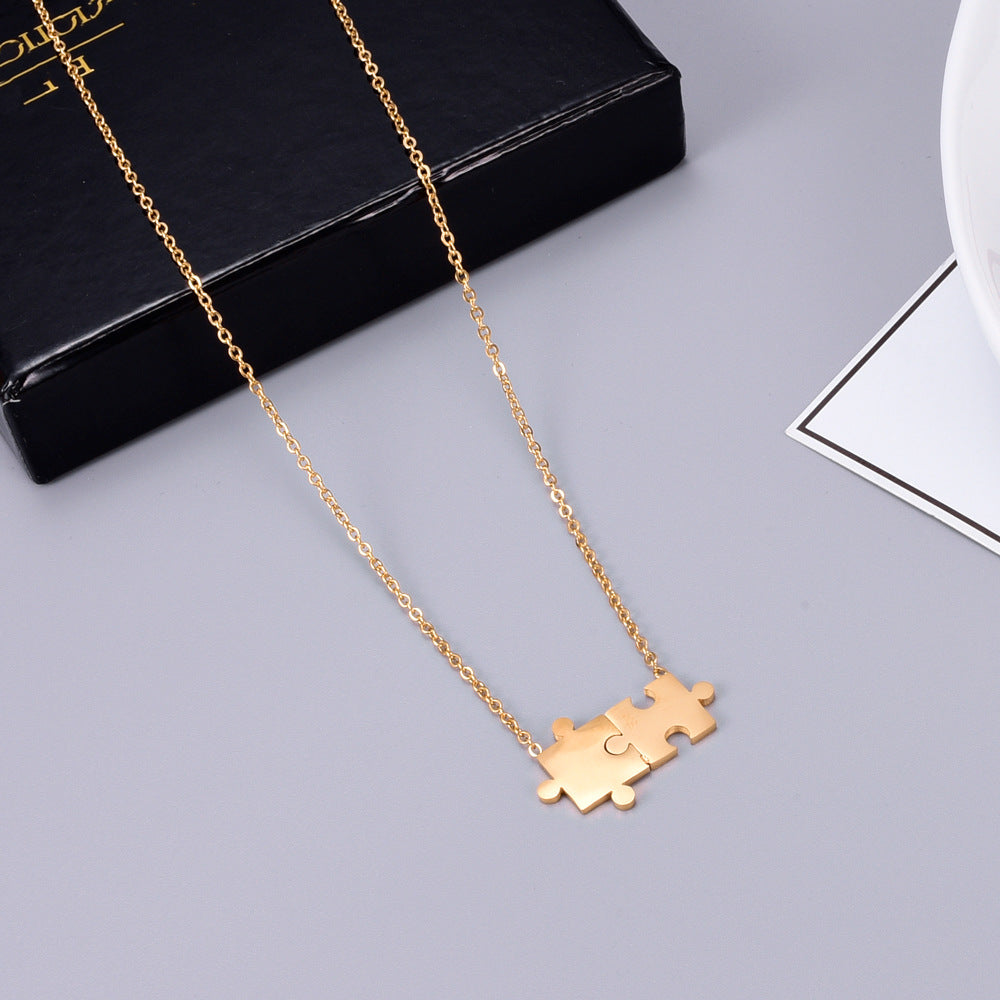 Fun jigsaw necklace with 18K gold plating