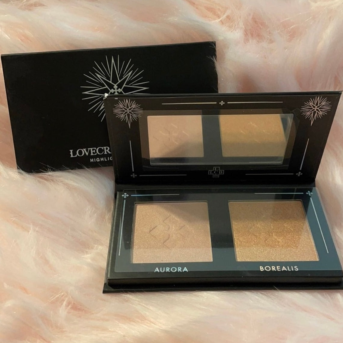 LOVECRAFT BEAUTY HIGHLIGHTER PALETTE IN THE COLOR AURORA & BOREALIS