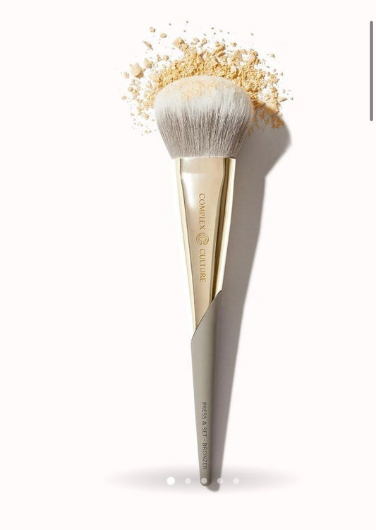Complex Culture Angled Foundation Brush