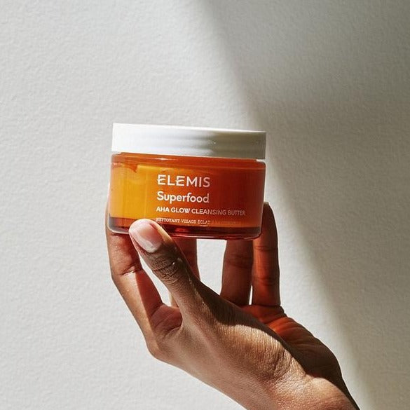Elemis Superfood AHA Glow Cleansing Butter made with pumkin,Acerola,Mango. Products cleamses, brightens, & nourishes the skin without leaving any residue. 3 ounce full size item