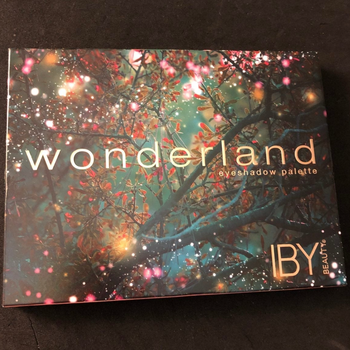Find magic in every little moment with this palette packed with out-of-this-world, Wonderland-inspired eyeshadow shades. Whether you're glamming it for a night on the town or it's just another mellow Monday, these whimsical hues are sure to cast a spell—no magic wand required.