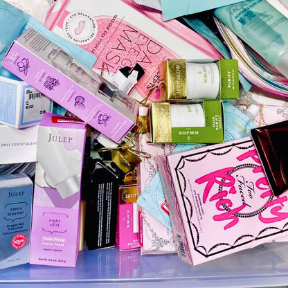 FaceTreasures Littles Lotts Mystery Box