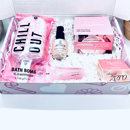 Ultimate Pink Panther Spa Retreat Bundle: Full-Size Bath & Beauty Treats