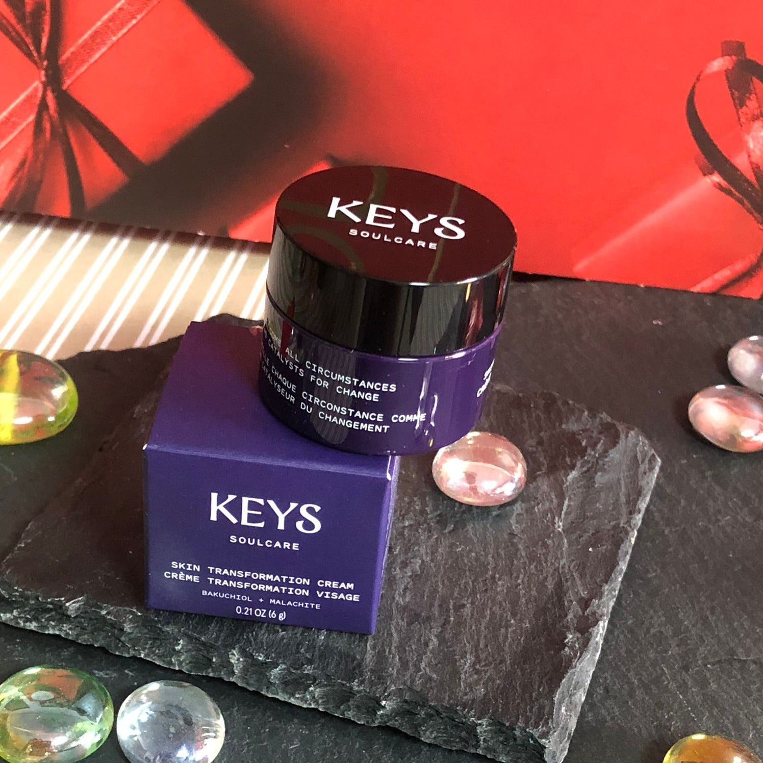 A hydrating and moisturizing face cream that helps reveal plumped and radiant-looking skin with bakuchiol, malachite, ceramides, and hyaluronic acid.