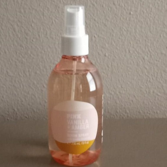 Pink By Victoria Secret Vanilla Amber With Vanilla Absolute Room Spray